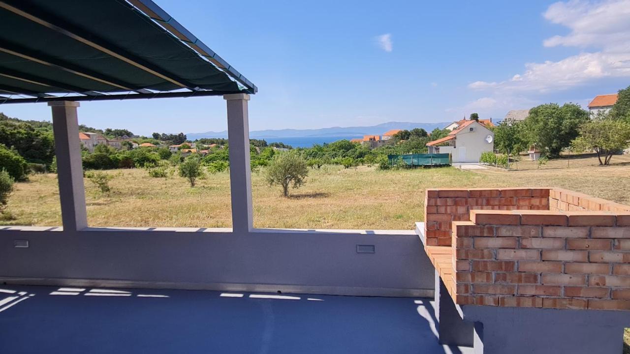 Nane Garden House With Heated Pool Villa Mirca  Bagian luar foto