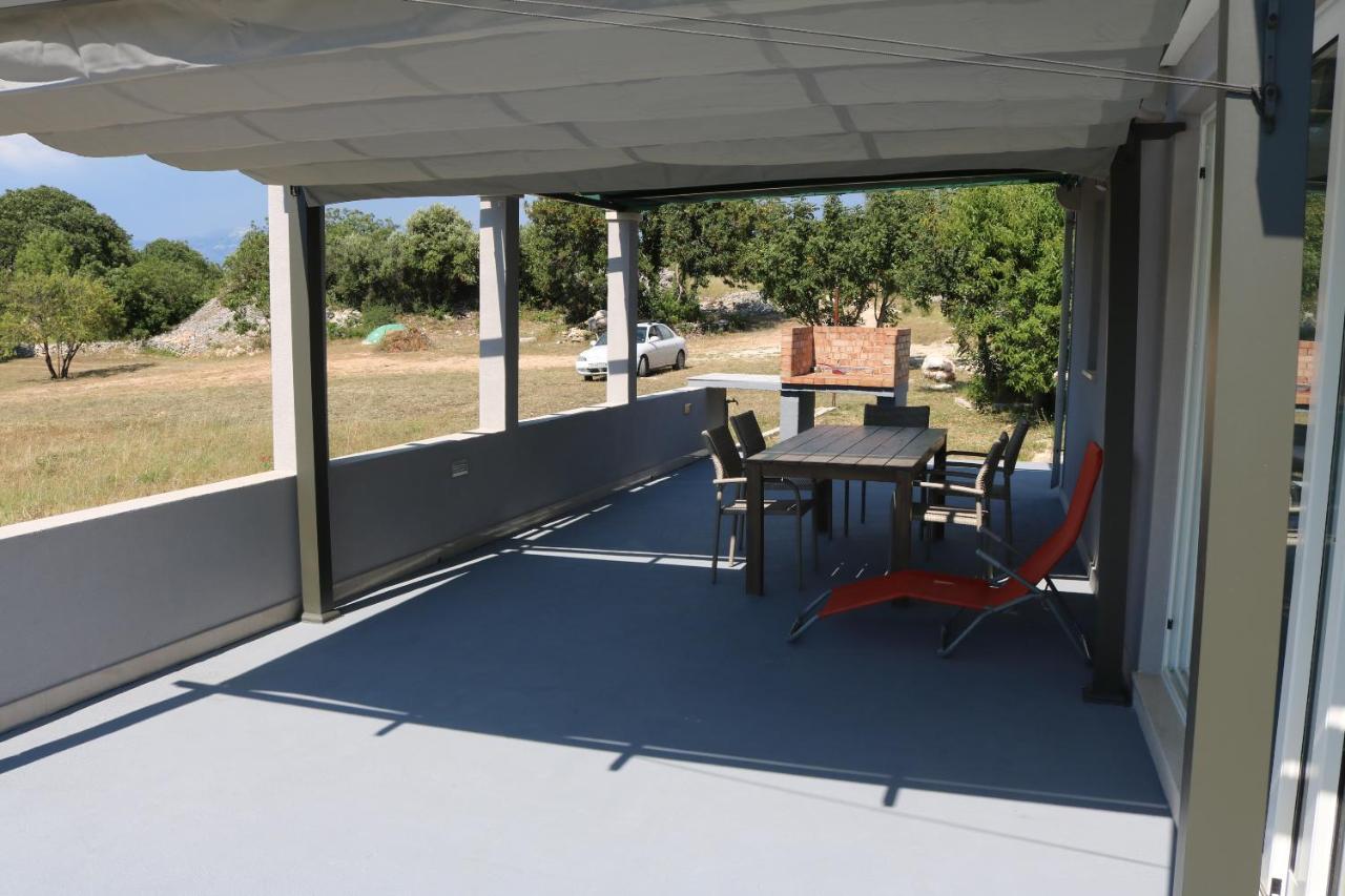Nane Garden House With Heated Pool Villa Mirca  Bagian luar foto