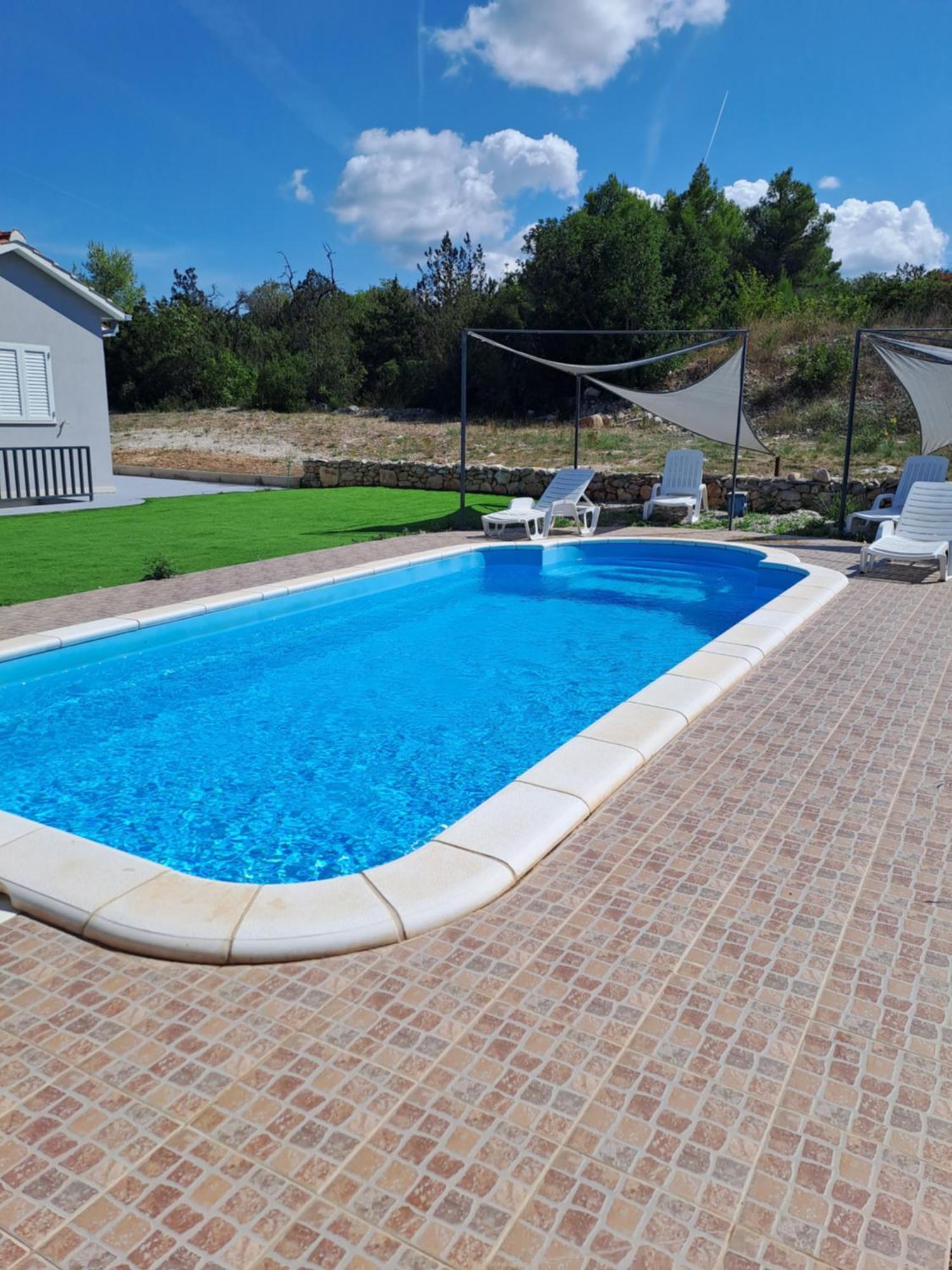 Nane Garden House With Heated Pool Villa Mirca  Bagian luar foto