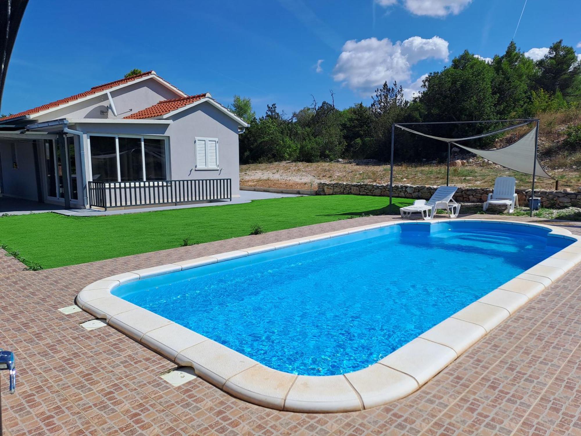 Nane Garden House With Heated Pool Villa Mirca  Bagian luar foto